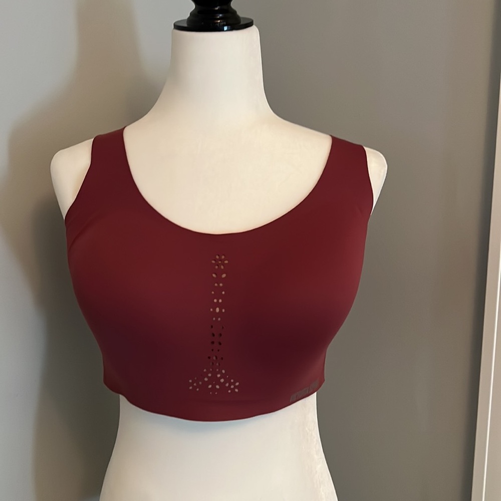 Victoria Sport bra Size 36DDD
